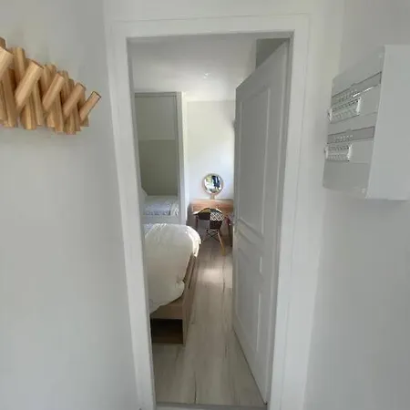 Tiny House Dalia Jardin & Foret 10 Min De La Gare Holiday home